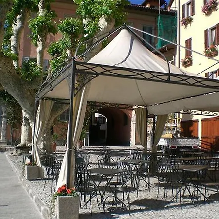 Vista Argegno Muronico